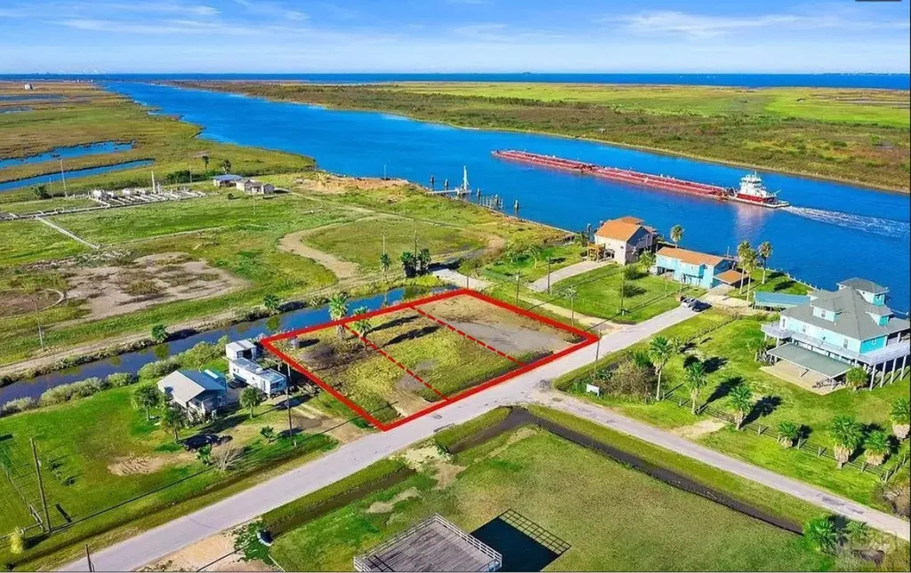 1287, 1291 & 1295 N Monkhouse Drive Crystal Beach TX 77650