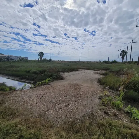 1287, 1291 & 1295 N Monkhouse Drive Crystal Beach TX 77650