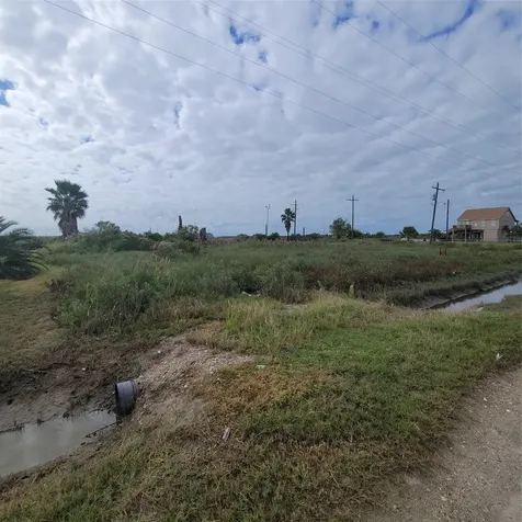 1287, 1291 & 1295 N Monkhouse Drive Crystal Beach TX 77650