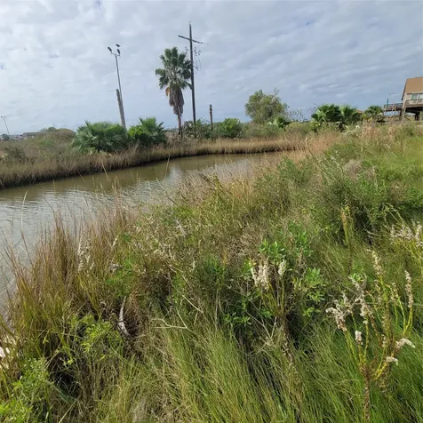 1287, 1291 & 1295 N Monkhouse Drive Crystal Beach TX 77650