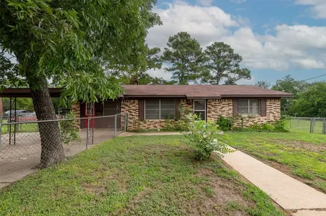 504 N Echols Street Caldwell TX 77836
