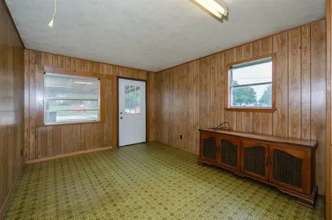 504 N Echols Street Caldwell TX 77836
