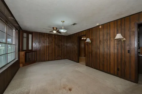 504 N Echols Street Caldwell TX 77836