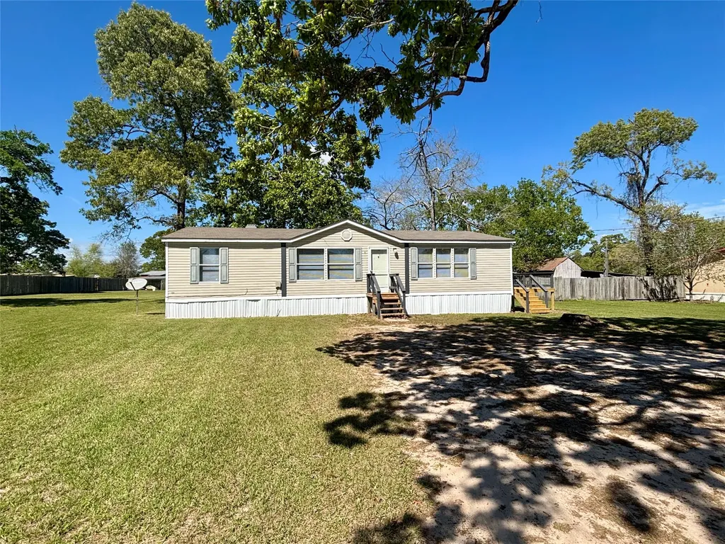 11739 E Old Oak Trail Willis TX 77378