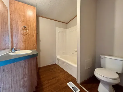11739 E Old Oak Trail Willis TX 77378