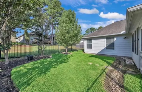 105 Harbor Court Drive Conroe TX 77356