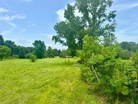 3882 Co Road 4875 Warren TX 77664