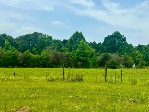 3882 Co Road 4875 Warren TX 77664