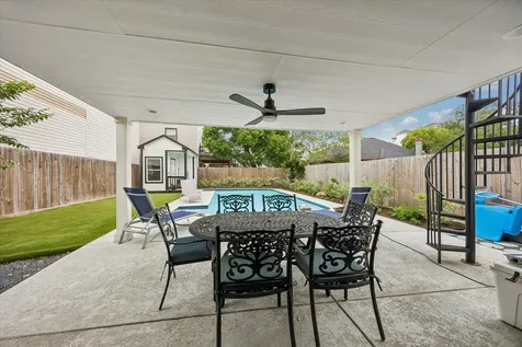 1420 Indiana Street Houston TX 77006