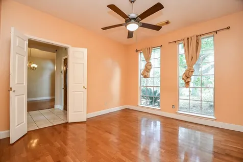 4306 W Thunderwood Circle Fresno TX 77545