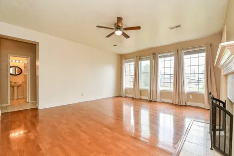 4306 W Thunderwood Circle Fresno TX 77545