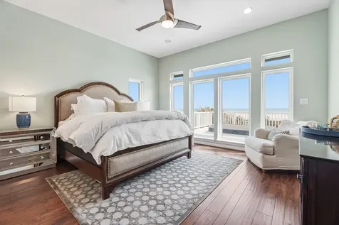19023 Kahala Drive E Galveston TX 77554