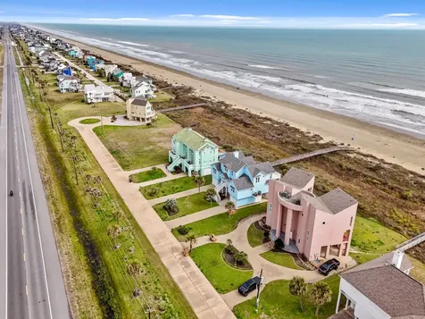 19023 Kahala Drive E Galveston TX 77554