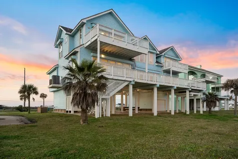 19023 Kahala Drive E Galveston TX 77554