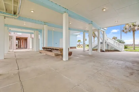 19023 Kahala Drive E Galveston TX 77554