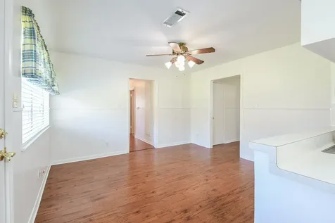 129 Cannon Street Clute TX 77531
