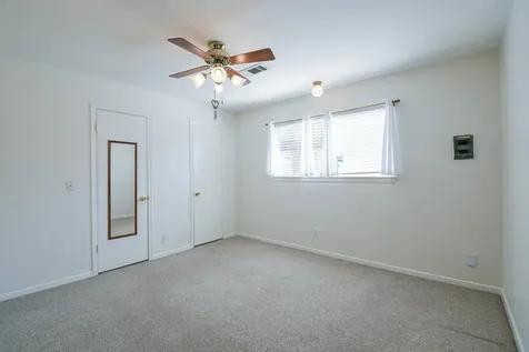 129 Cannon Street Clute TX 77531