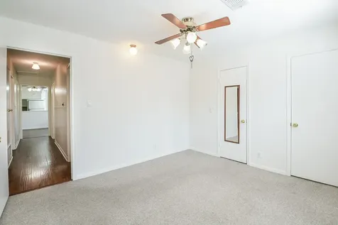 129 Cannon Street Clute TX 77531