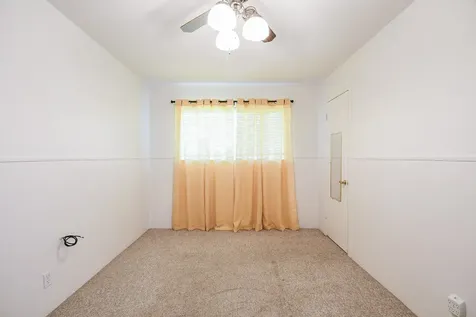 129 Cannon Street Clute TX 77531