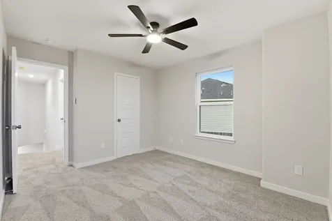 2415 Inlet Court Fresno TX 77545