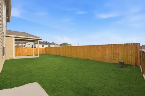 2415 Inlet Court Fresno TX 77545