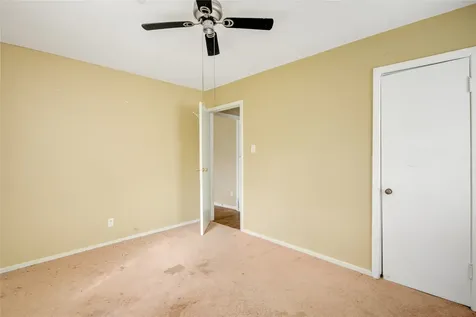 215 Cypress Street Lake Jackson TX 77566