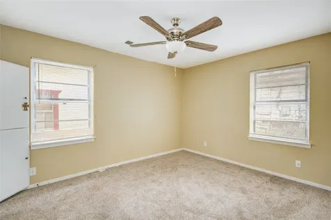 215 Cypress Street Lake Jackson TX 77566