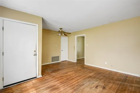 215 Cypress Street Lake Jackson TX 77566