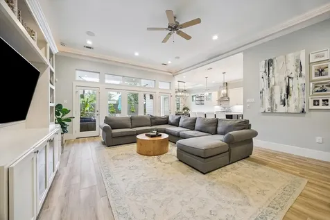1519 Richelieu Lane Houston TX 77018