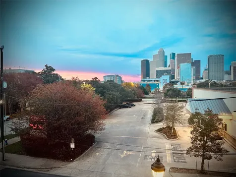 2727 Brazos Street 01 Houston TX 77006
