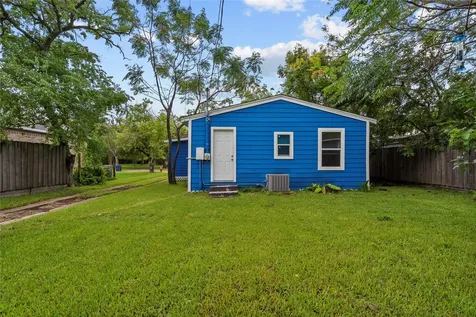 1101 8th Avenue N Texas City TX 77590