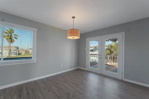 21801 Zachary Drive Galveston TX 77554