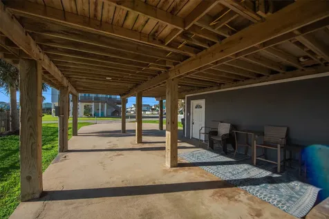 21801 Zachary Drive Galveston TX 77554