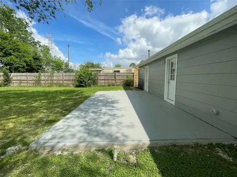 7634 Belbay Street Houston TX 77033