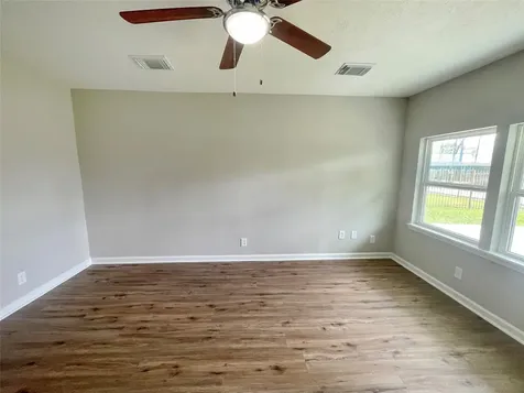 7634 Belbay Street Houston TX 77033