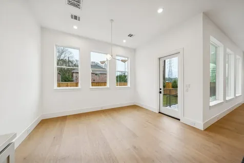 1227 Howard Lane Bellaire TX 77401