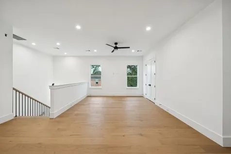 1227 Howard Lane Bellaire TX 77401