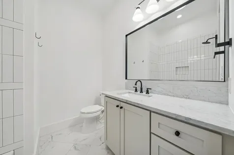 1227 Howard Lane Bellaire TX 77401