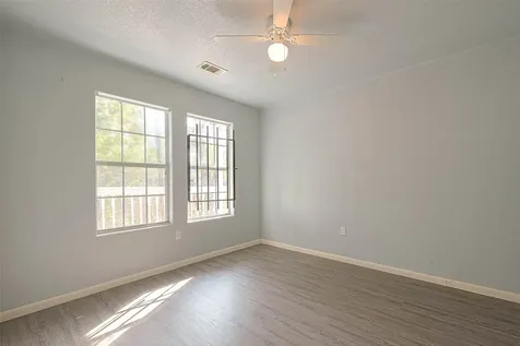 4813 Pederson Street Houston TX 77033