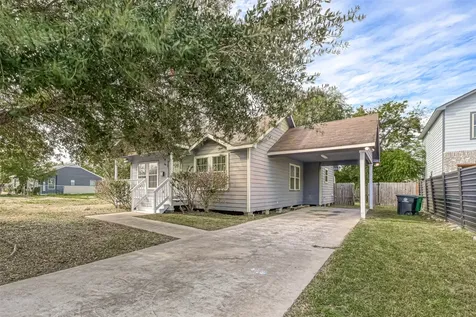 4813 Pederson Street Houston TX 77033