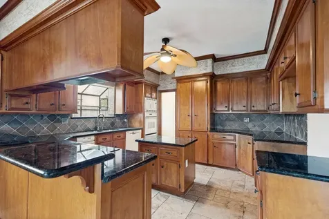 2439 Hodges Bend Circle Sugar Land TX 77479