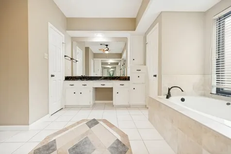2439 Hodges Bend Circle Sugar Land TX 77479