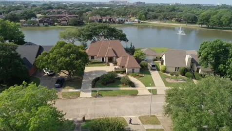 2439 Hodges Bend Circle Sugar Land TX 77479