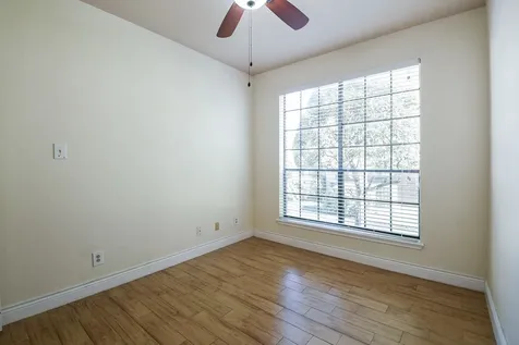 2121 El Paseo Street 1805 Houston TX 77054
