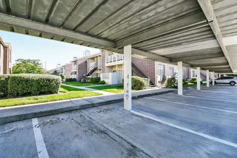 2121 El Paseo Street 1805 Houston TX 77054