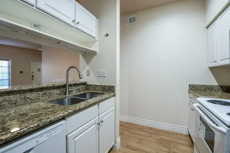 2121 El Paseo Street 1805 Houston TX 77054