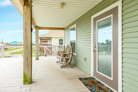 433 Seabean Street Surfside Beach TX 77541