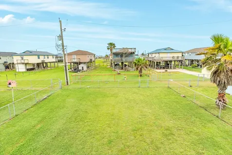 433 Seabean Street Surfside Beach TX 77541