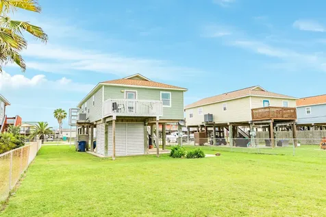433 Seabean Street Surfside Beach TX 77541
