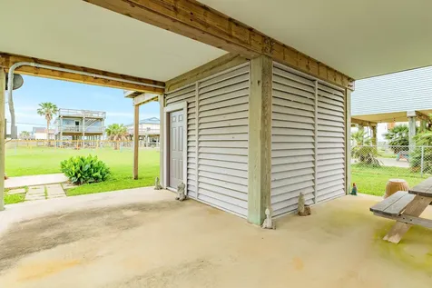 433 Seabean Street Surfside Beach TX 77541